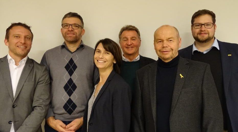 v.l.n.r.: Andreas Maier (Stadt Sonthofen), Dr. Hans-Peter Keiß (ASS Sonthofen), Melanie Bindhammer (stellv. Bezirksvorsitzende FDP Schwaben), Dieter Thinschmidt (Ortsvorsitzender FDP Sonthofen), Heribert Kitzinger (Stadtrat Sonthofen), Michael Käser (Kreisvorsitzender und Landratskandidat FDP Oberallgäu)